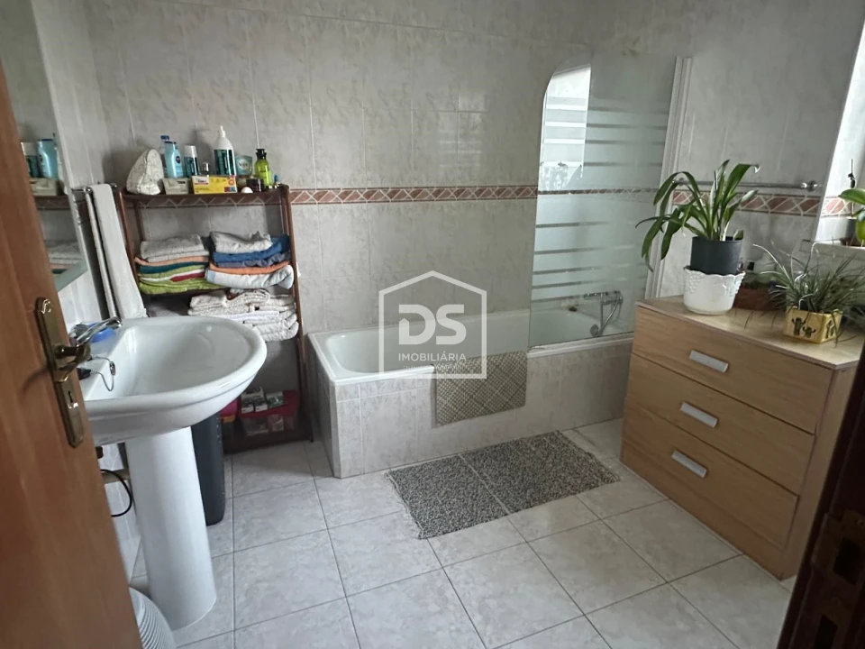 Moradia T3 para Venda em Porto de Mós - São João Baptista e São Pedro Foto 19