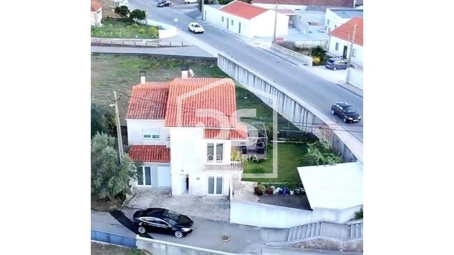 Moradia T3 para Venda em Porto de Mós - São João Baptista e São Pedro