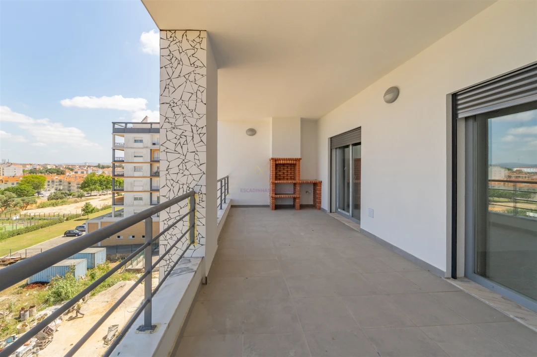 Apartamento T3 para Venda em Seixal, Arrentela e Aldeia de Paio Pires Foto 1