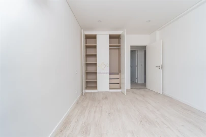 Apartamento T3 para Venda em Seixal, Arrentela e Aldeia de Paio Pires