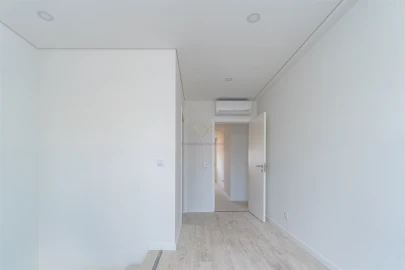 Apartamento T3 para Venda em Seixal, Arrentela e Aldeia de Paio Pires