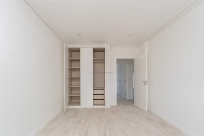 Apartamento T3 para Venda em Seixal, Arrentela e Aldeia de Paio Pires