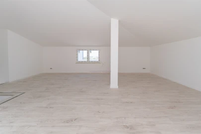 Apartamento T4 para Venda em Seixal, Arrentela e Aldeia de Paio Pires