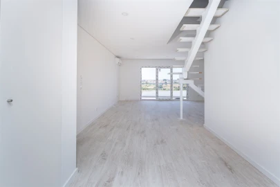 Apartamento T4 para Venda em Seixal, Arrentela e Aldeia de Paio Pires