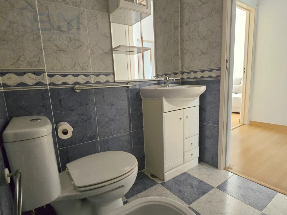 Apartamento T2 para Arrendamento em Carcavelos e Parede Foto 13