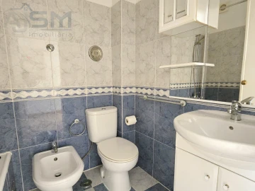 Apartamento T2 para Arrendamento em Carcavelos e Parede