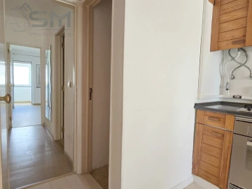 Apartamento T2 para Arrendamento em Carcavelos e Parede