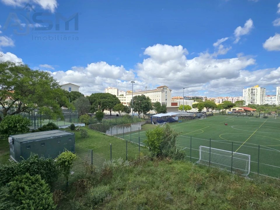 Apartamento T2 para Arrendamento em Carcavelos e Parede Foto 20