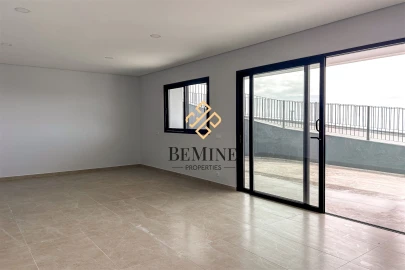 Moradia T3 para Venda em Santa Cruz