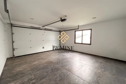 Moradia T3 para Venda em Santa Cruz