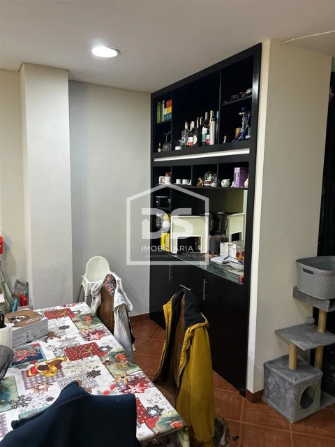 Apartamento T1 para Venda em Rio de Moinhos