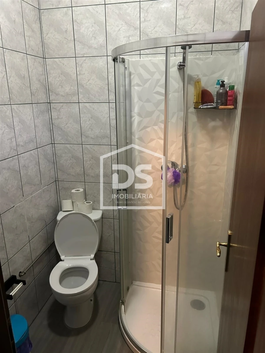 Apartamento T1 para Venda em Rio de Moinhos Foto 9