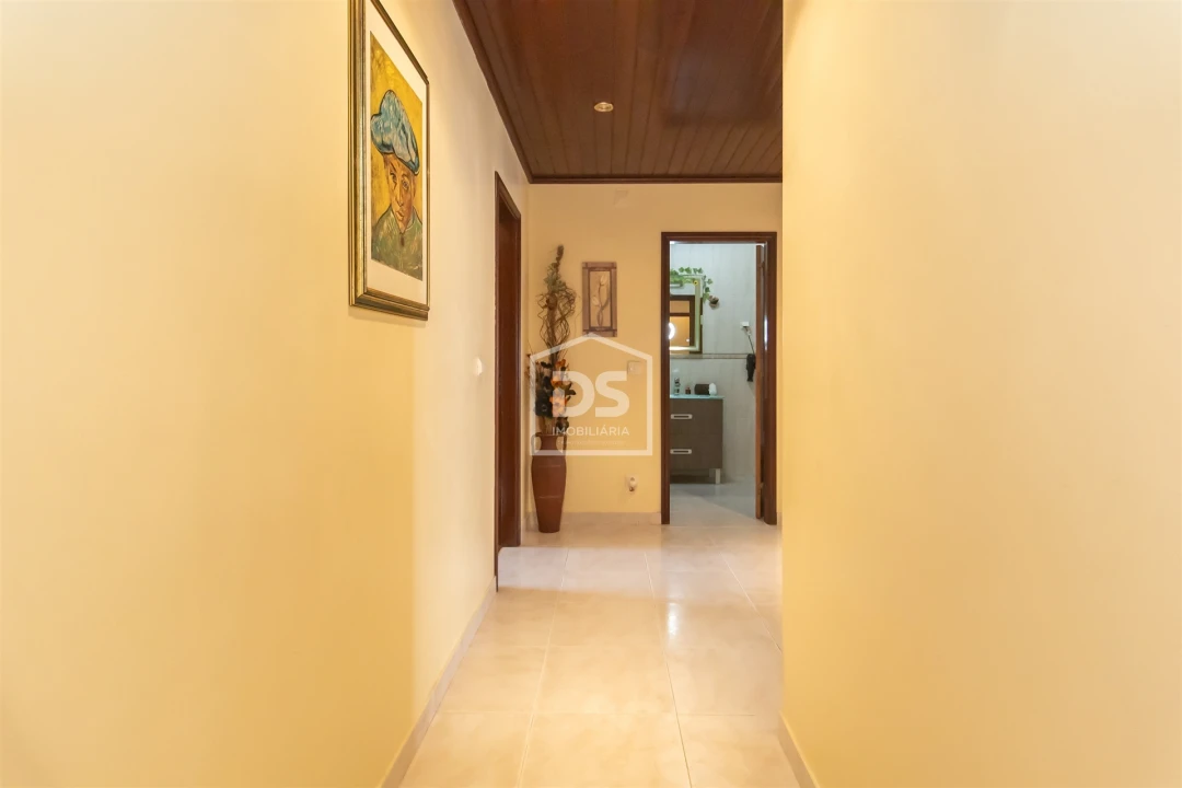 Apartamento T3 para Venda em Moita Foto 16