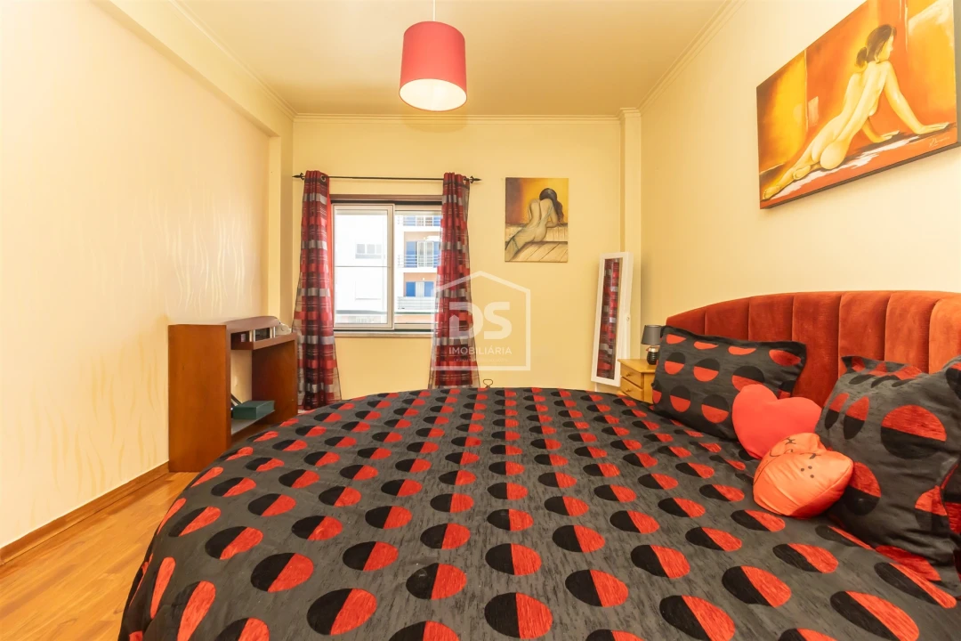 Apartamento T3 para Venda em Moita Foto 25