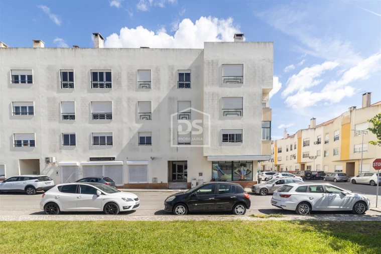 Apartamento T3 para Venda em Moita Foto 40