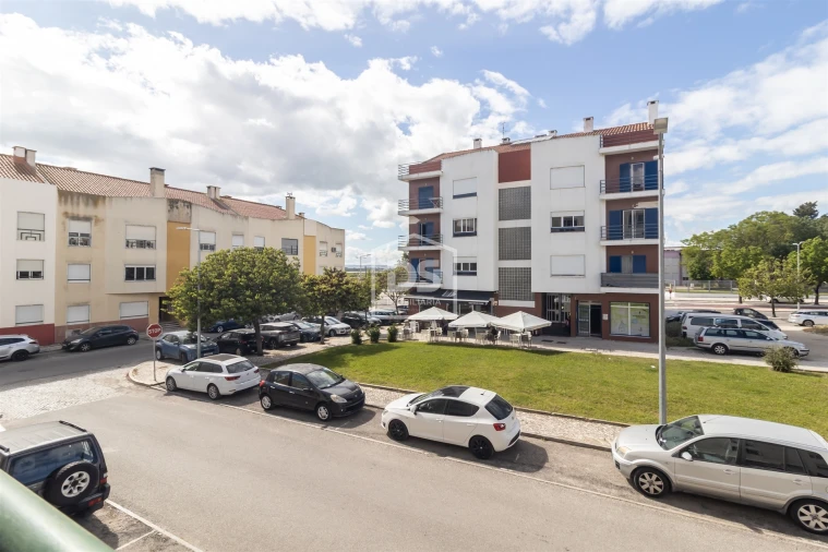 Apartamento T3 para Venda em Moita Foto 42
