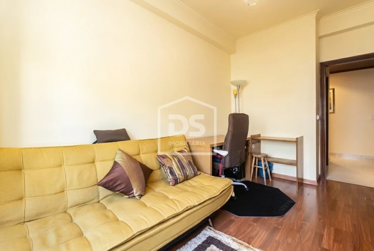 Apartamento T3 para Venda em Moita Foto 32