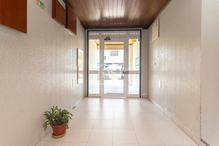 Apartamento T3 para Venda em Moita Foto 39