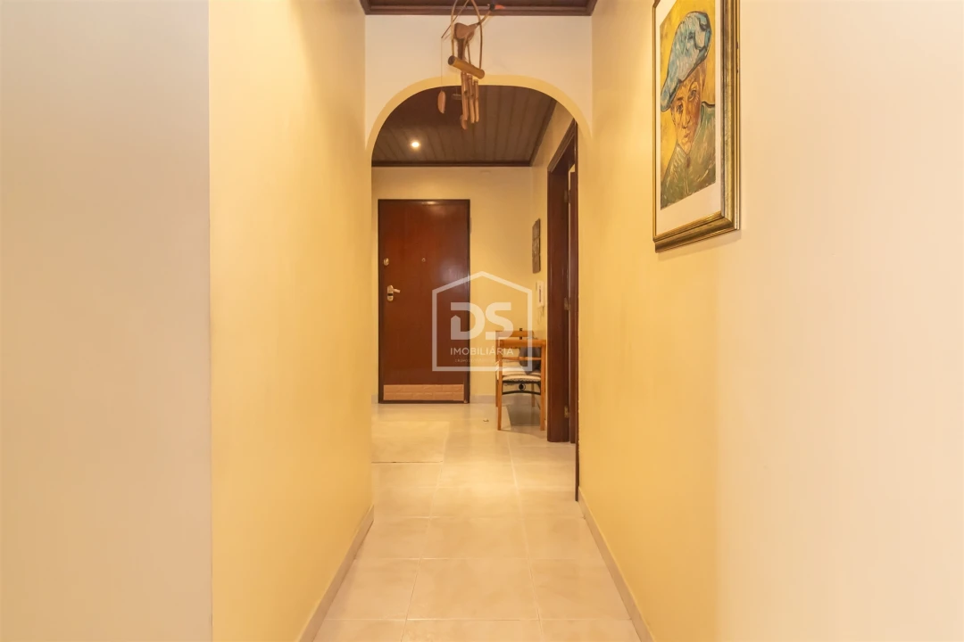 Apartamento T3 para Venda em Moita Foto 31