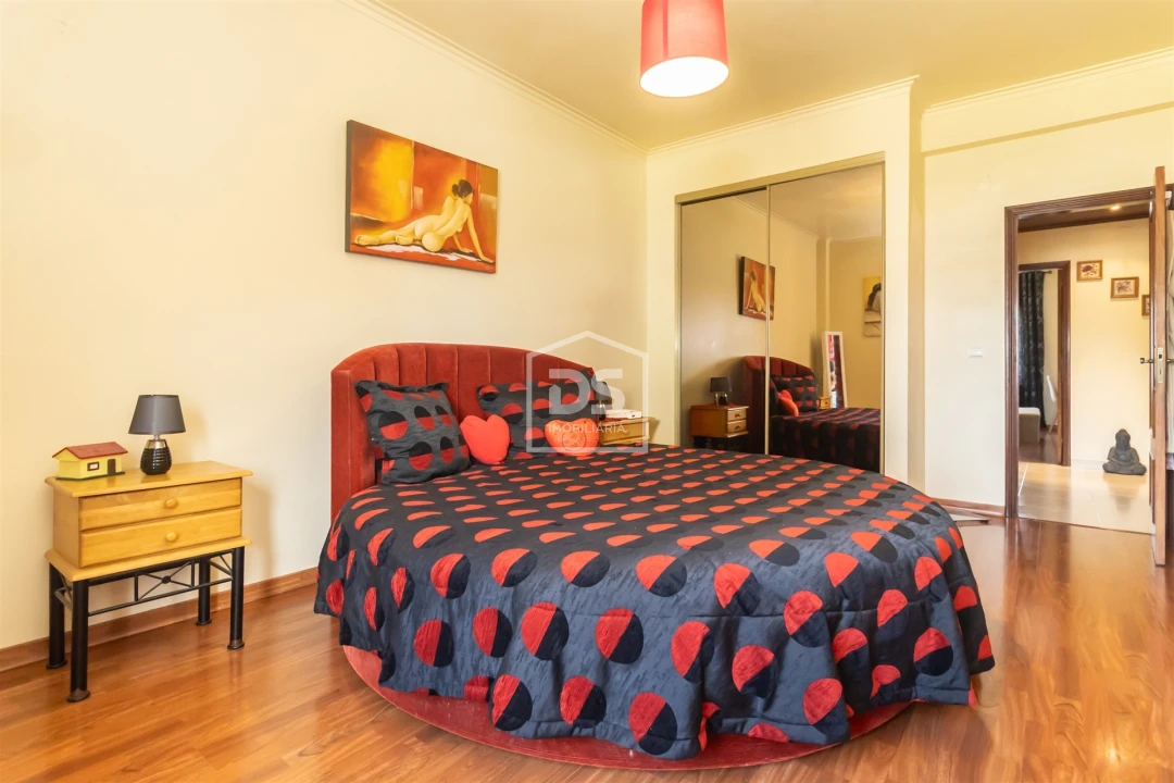 Apartamento T3 para Venda em Moita Foto 26