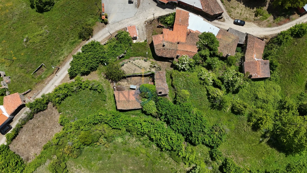 Moradia T2 para Venda em Sambade Foto 20