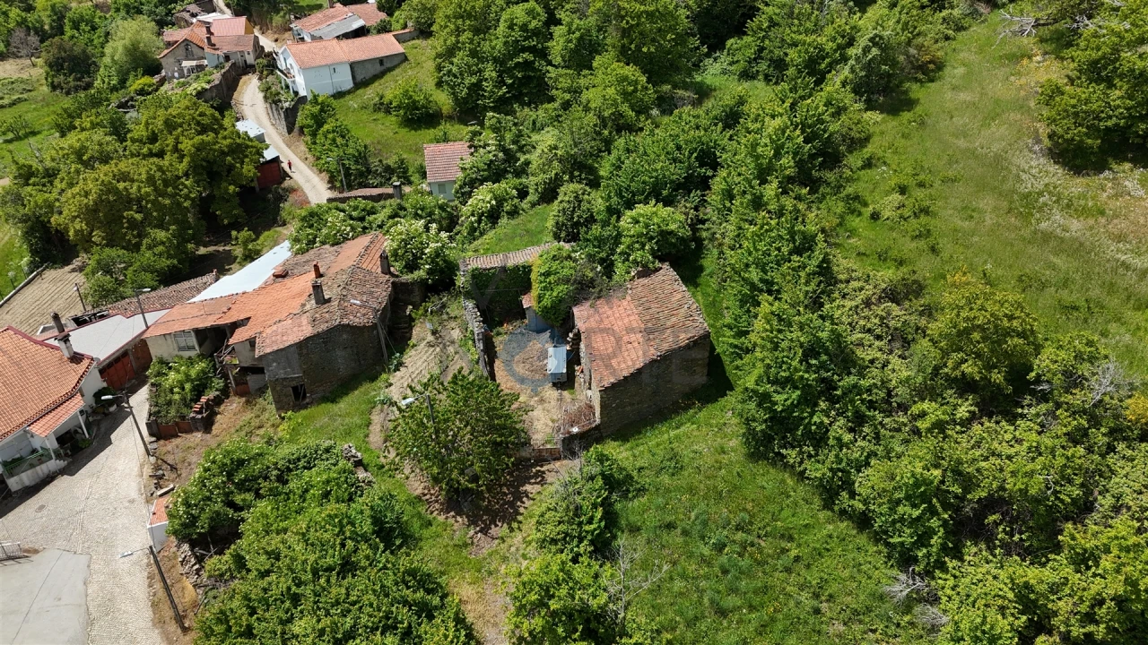 Moradia T2 para Venda em Sambade Foto 19