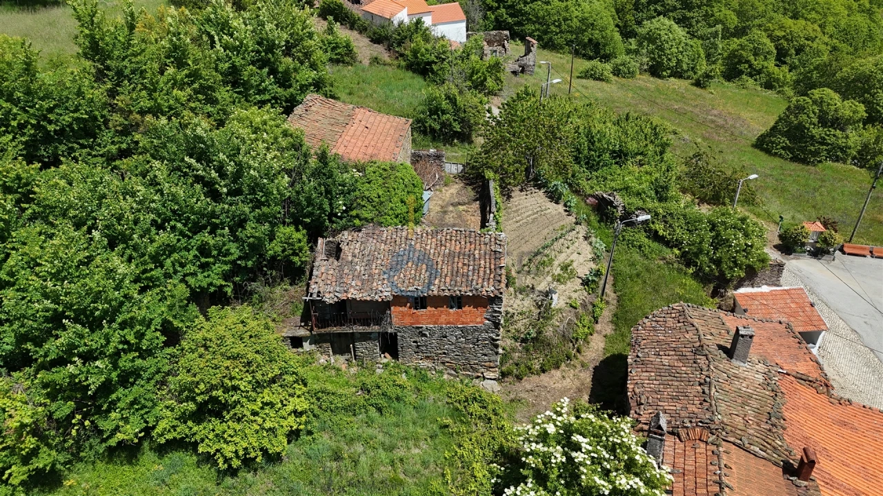 Moradia T2 para Venda em Sambade Foto 16
