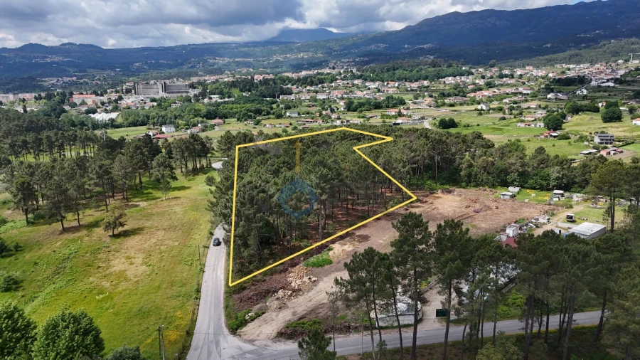 Terreno para Venda em Lordelo