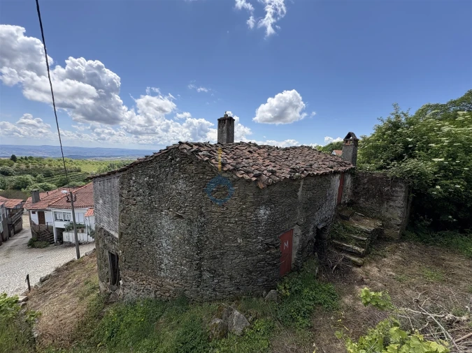 Moradia T0 para Venda em Sambade Foto 3