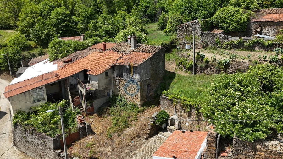 Moradia T0 para Venda em Sambade