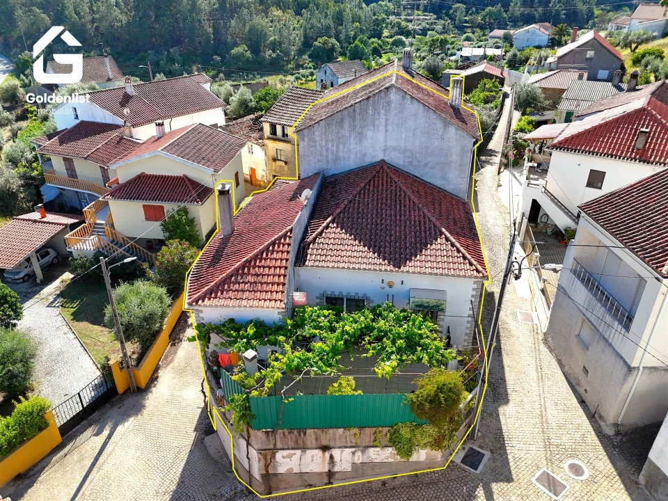 Moradia T4 para Venda em São Vicente da Beira Foto 2