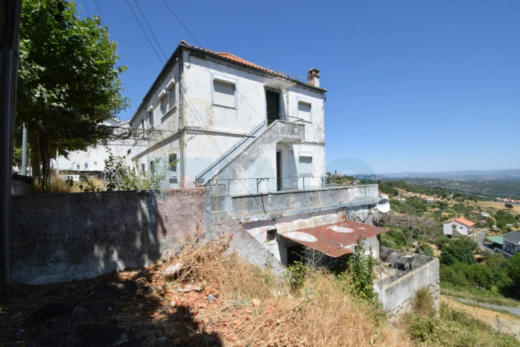Prédio para Venda em Cantar-Galo e Vila do Carvalho Foto 27