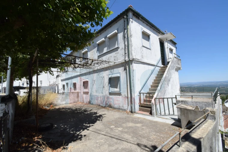Prédio para Venda em Cantar-Galo e Vila do Carvalho Foto 24
