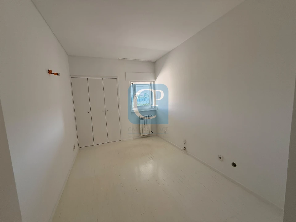 Apartamento T2 para Venda em Cidade da Maia Foto 27