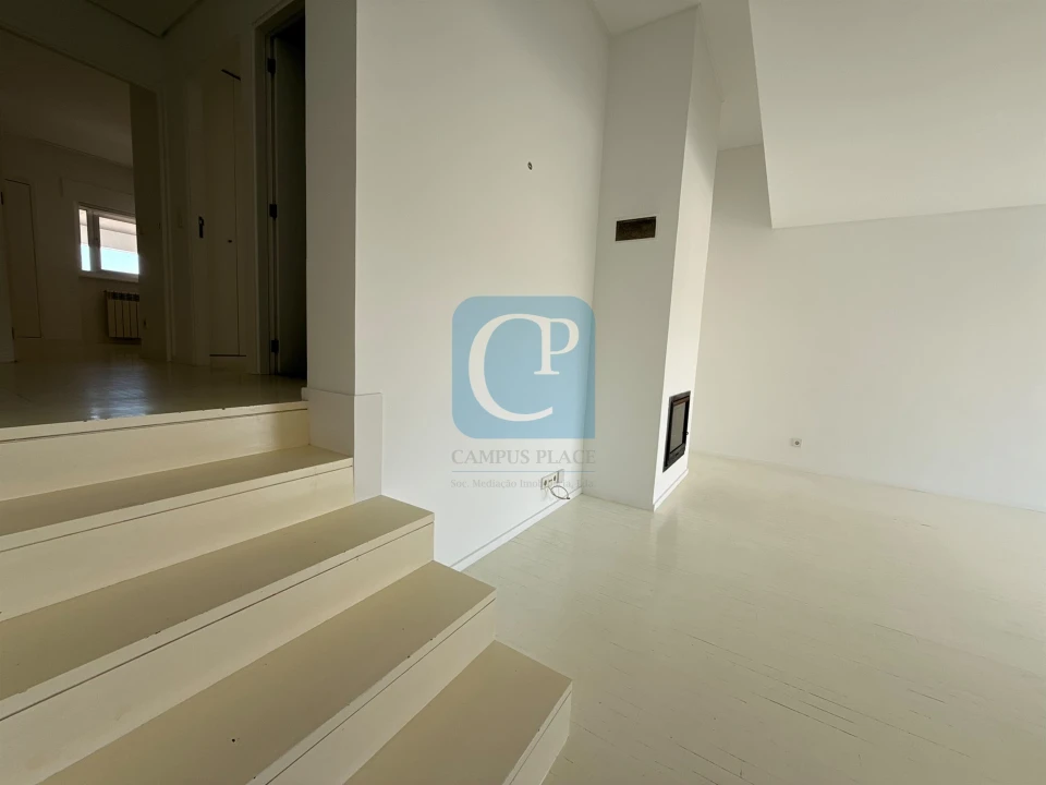 Apartamento T2 para Venda em Cidade da Maia Foto 9