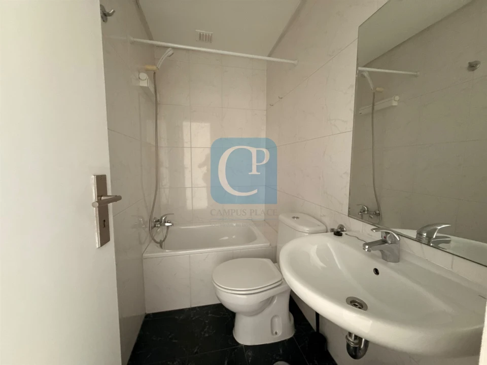 Apartamento T2 para Venda em Cidade da Maia Foto 21