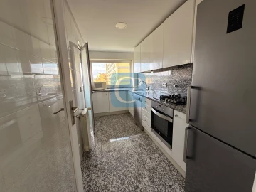 Apartamento T2 para Venda em Cidade da Maia