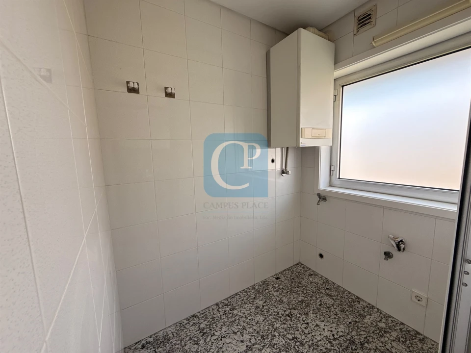 Apartamento T2 para Venda em Cidade da Maia Foto 20