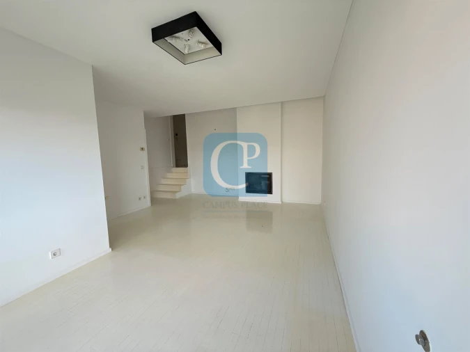 Apartamento T2 para Venda em Cidade da Maia Foto 7