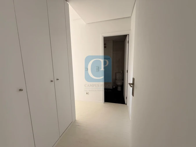 Apartamento T2 para Venda em Cidade da Maia Foto 24