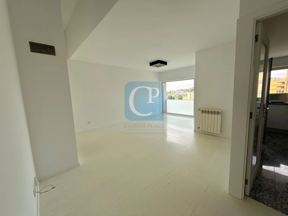 Apartamento T2 para Venda em Cidade da Maia Foto 8