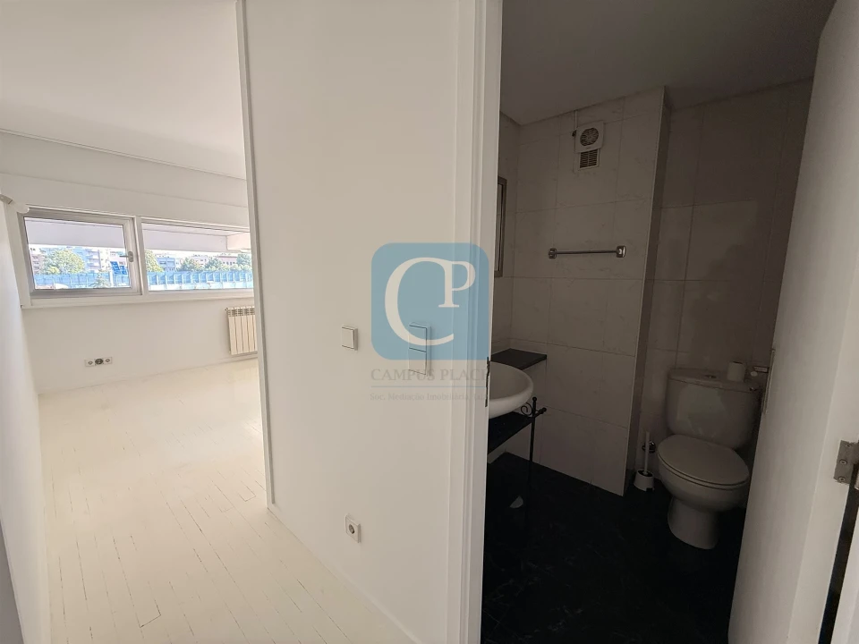 Apartamento T2 para Venda em Cidade da Maia Foto 26