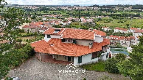 Moradia T6 para Venda em Seia, São Romão e Lapa dos Dinheiros