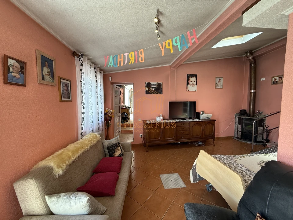 Moradia T2 para Venda em Maiorca Foto 5