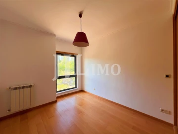 Apartamento T1 para Arrendamento em Lumiar
