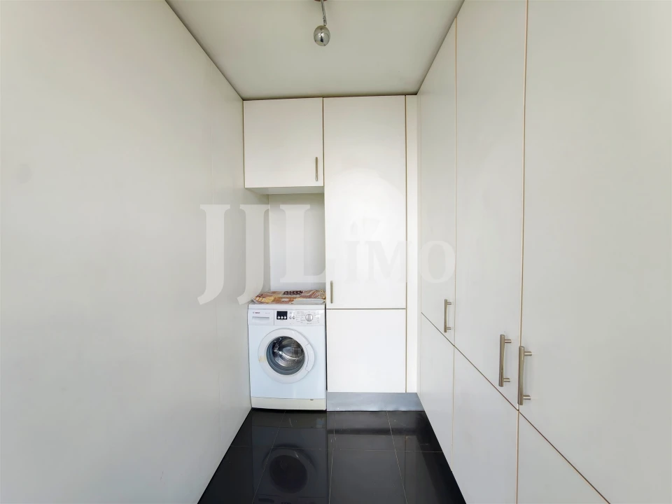 Apartamento T4 para Venda em Parque das Nações Foto 19