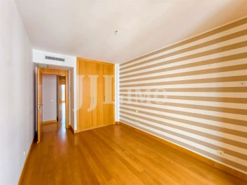 Apartamento T4 para Venda em Parque das Nações