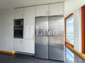 Apartamento T4 para Venda em Parque das Nações