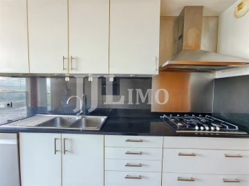 Apartamento T4 para Venda em Parque das Nações
