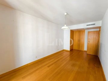 Apartamento T4 para Venda em Parque das Nações